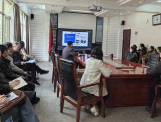 太阳成集团tyc7111开展混合式课程建设培训会